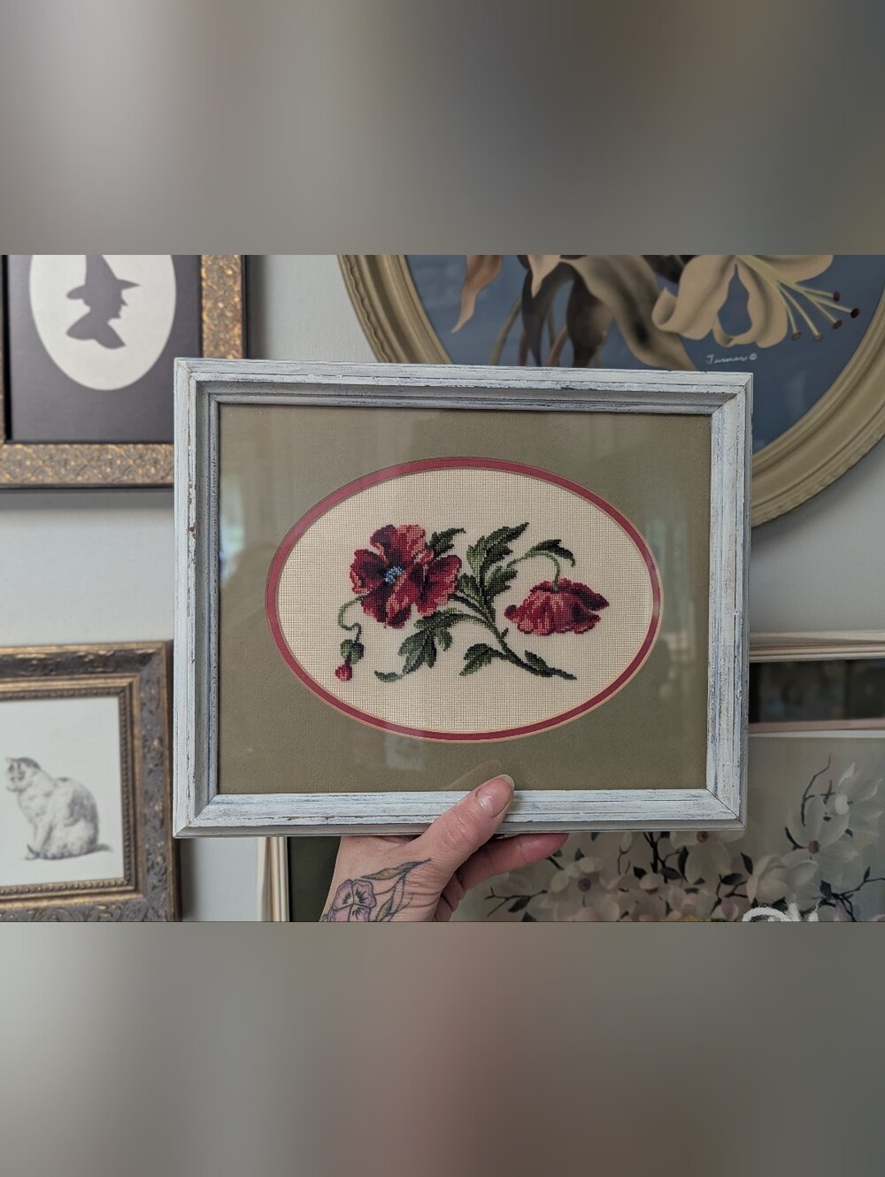 🌹VTG MC Framed Poppy  Needlepoint Wall Art Shabby Chic Cottagecore Horizontal